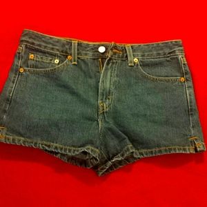 Levi's blue jean shorts